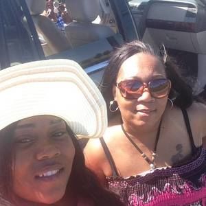 Meet your Posher, Kelli